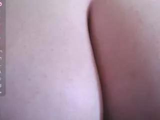 bigbittiesandfun on CamSoda 