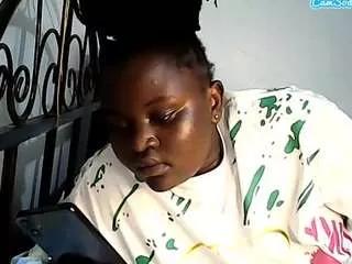 bouncyassy on CamSoda