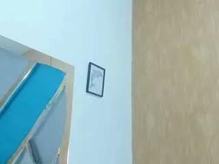 conniee-manuela on CamSoda 