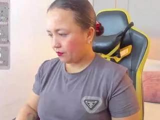 dayana-sweet1 on CamSoda 