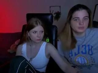foxy-tease on CamSoda