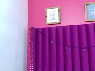 innocenthazel on CamSoda 