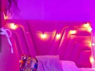 innocenthazel on CamSoda 