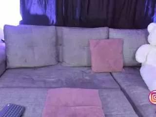 isiisgoddess on CamSoda 