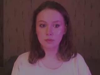 kira-m on CamSoda