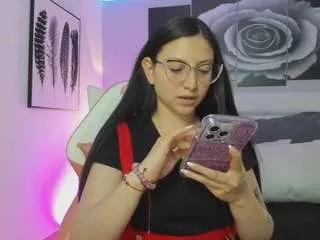 luucyjoness on CamSoda 