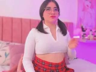 mara-paradise on CamSoda 