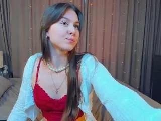 mayhails on CamSoda