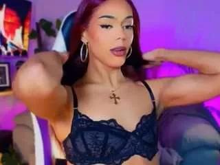 queen-violett1 on CamSoda