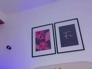 rossierosse1 on CamSoda 