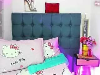 samanta-pink on CamSoda 