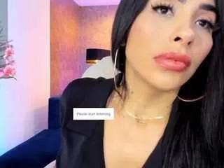 sarah-stone on CamSoda 