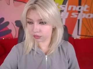 selenairiss on CamSoda 