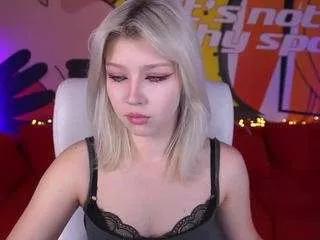 selenairiss on CamSoda 