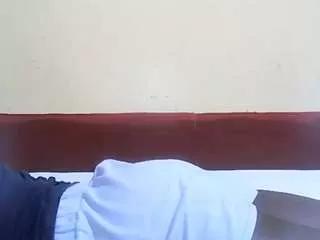 sweet-leylah on CamSoda 