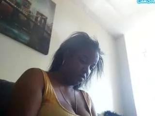 sweetnesssqueen on CamSoda 