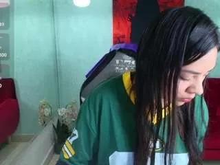 tammypetit on CamSoda 