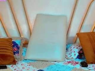 tiifany-hot01 on CamSoda 