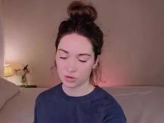 uwuvi on CamSoda 