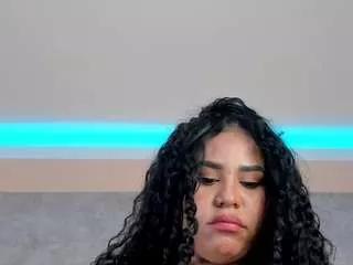 viioletlover on CamSoda 