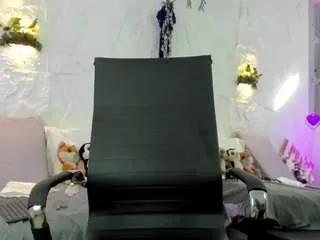 zorra-violeta on CamSoda 