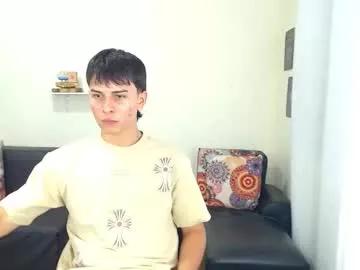 aaxell18 on Chaturbate