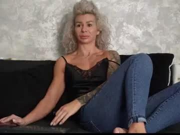 ashadevon_fit on Chaturbate