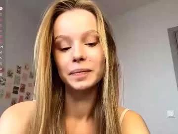 bella_gasp on Chaturbate 