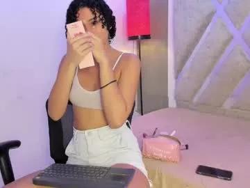 bella_rose7 on Chaturbate 