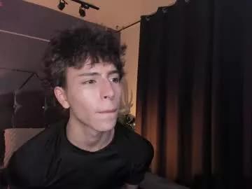 chrristopher77 on Chaturbate 