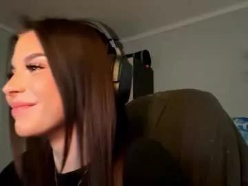 dennahesselschward on Chaturbate