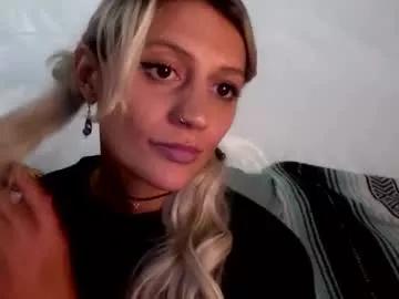 elementalgoddess on Chaturbate 