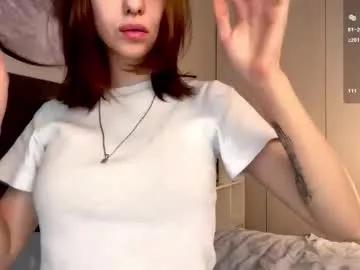 ellie_hollow on Chaturbate 
