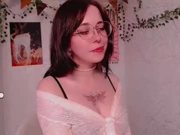 emmae__ on Chaturbate