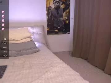 evelina_fox on Chaturbate 