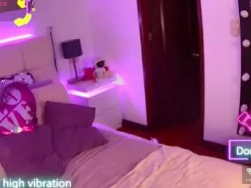 evelynagrey on Chaturbate 