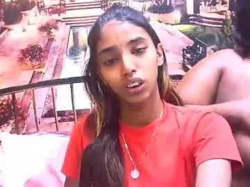 indiansexyslender4u2luv on Chaturbate 