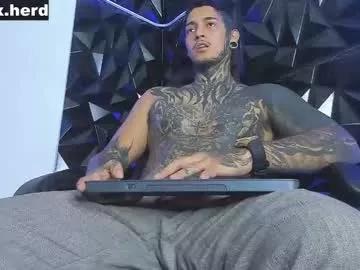 jaxxxonherd on Chaturbate 
