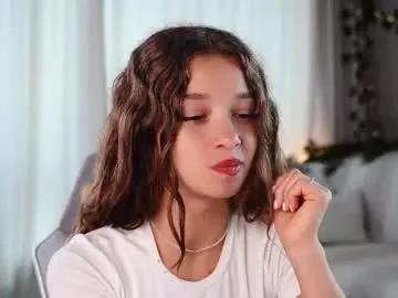 little_poetry on Chaturbate 