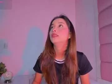 littlee_emma_ on Chaturbate 