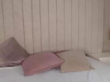 littleoliviia_ on Chaturbate 