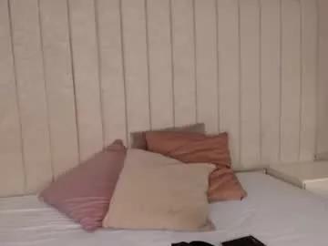 littleoliviia_ on Chaturbate 