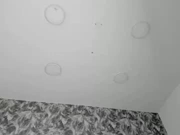 moomred on Chaturbate 