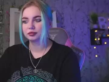 moon_valkyriie on Chaturbate 