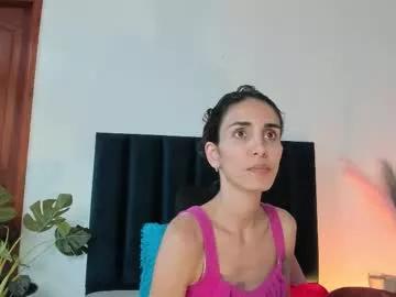 ninacavallli on Chaturbate 