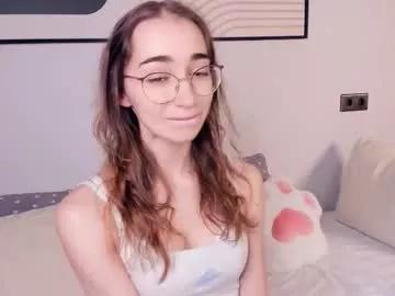 polly_bee on Chaturbate