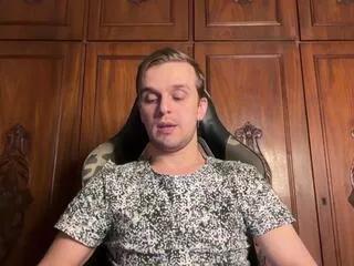 adam_lawford on Flirt4Free