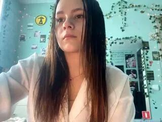 ainsley_creswell on Flirt4Free
