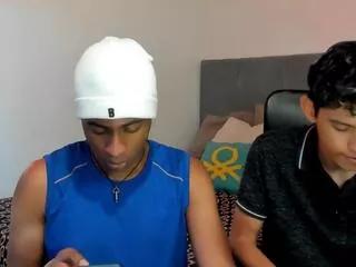 alan_gonz_cristian_asaenz on Flirt4Free 