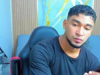 anthom_wells on Flirt4Free